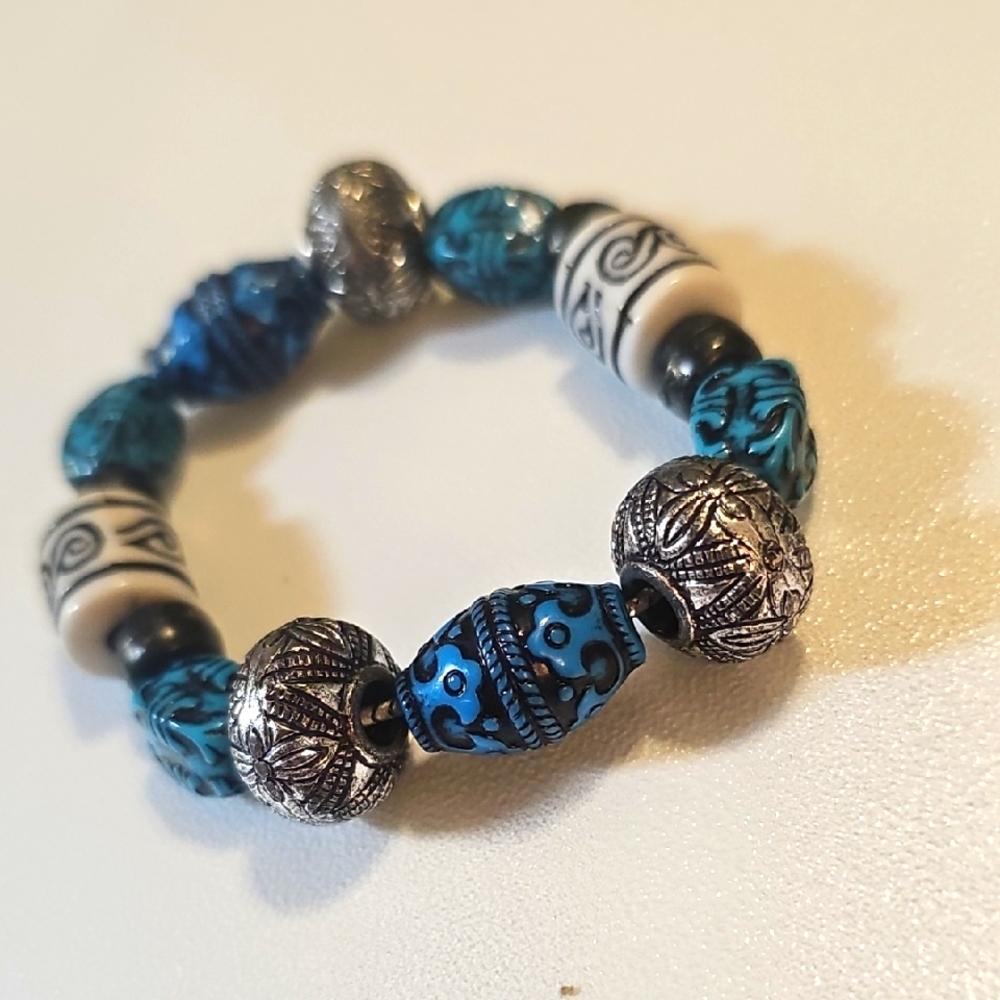 Blue and Silver Hand Engraved Beaded Bracelet.